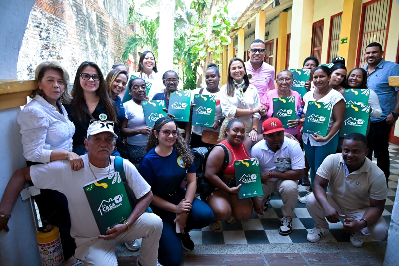 Alcaldía de Cartagena le cumple a las familias reubicadas de Chambacú con una vivienda digna y propia